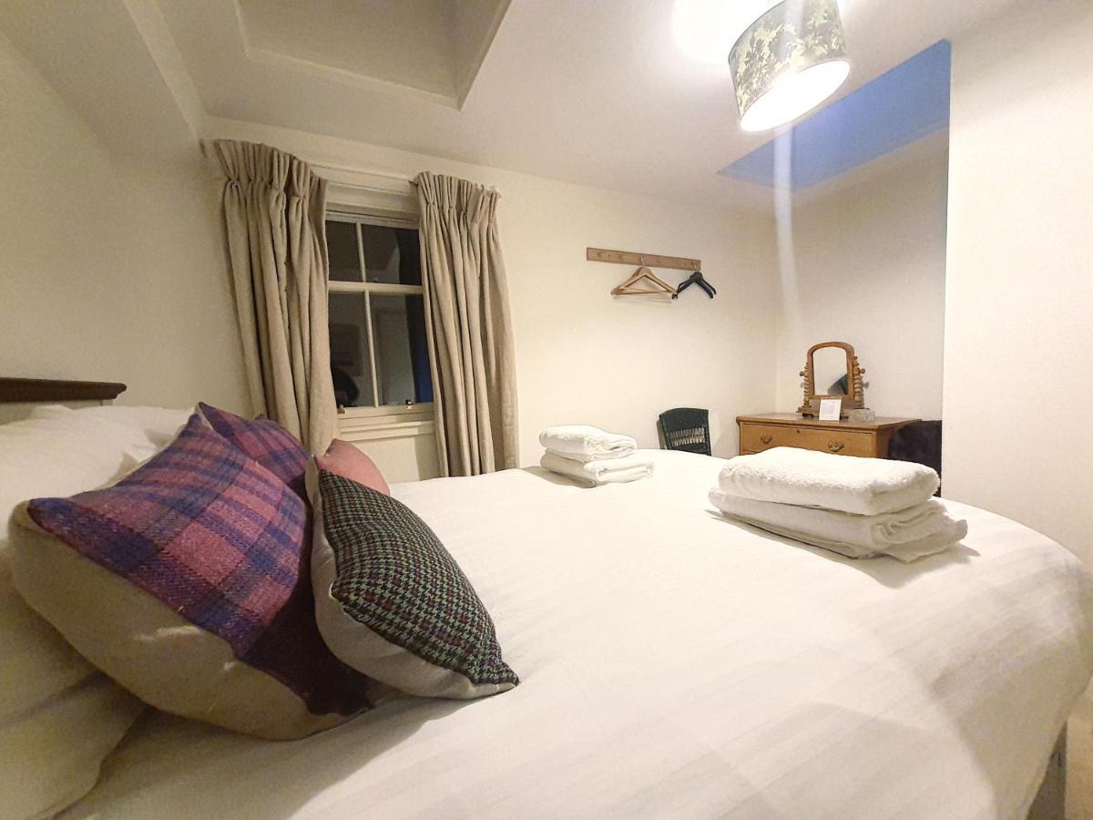 Edinburgh 2-Bedroom Cottage With Parking - Ground Floor Extérieur photo